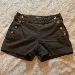 Banana Republic Sailor Short Size 4